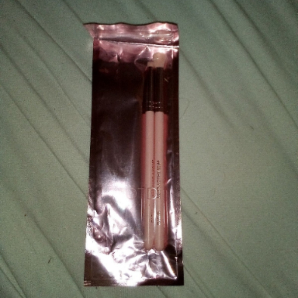 MOTD Eyeshadow Brush Duo
